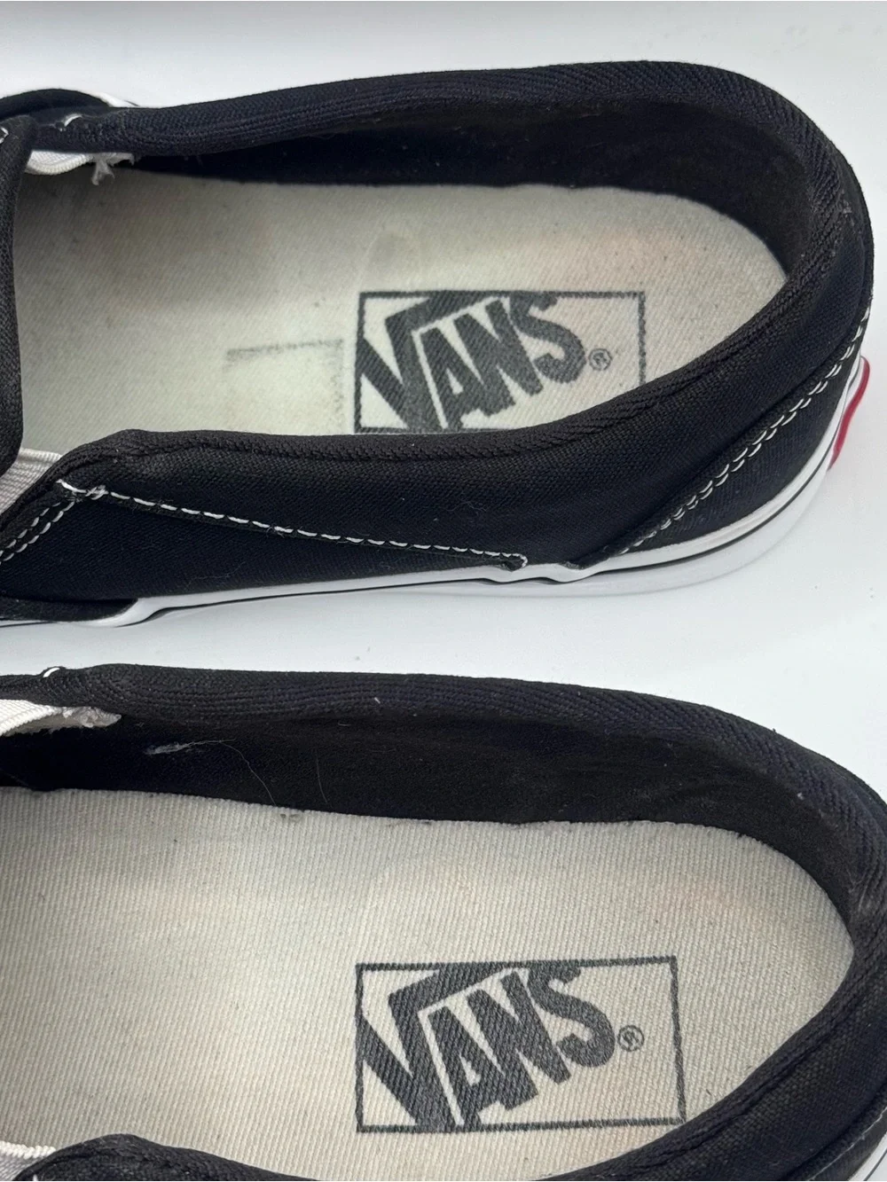 VANS Classic Canvas Slip On, Black, Women’s Size 9.5, Skateboarding Casual Shoes